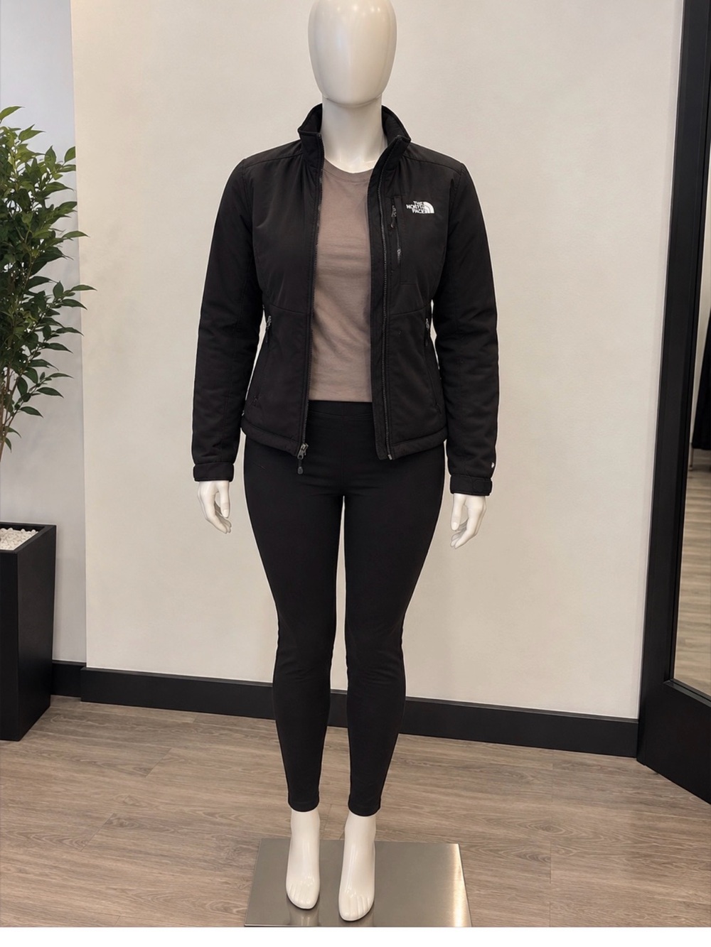 The North Face Women's Black Softshell Utility Jacket